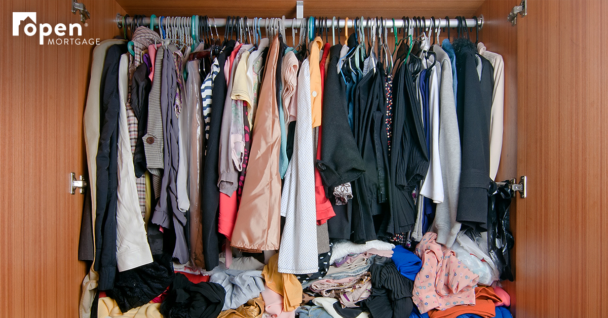 Closet with clothes